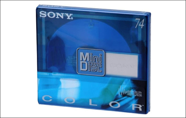 Eine 74-minütige leere Sony MiniDisc.