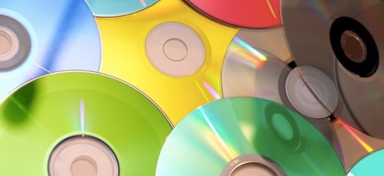 So verwenden Sie CDs, DVDs und Blu-ray-Discs auf einem Computer ohne Disc-Laufwerk