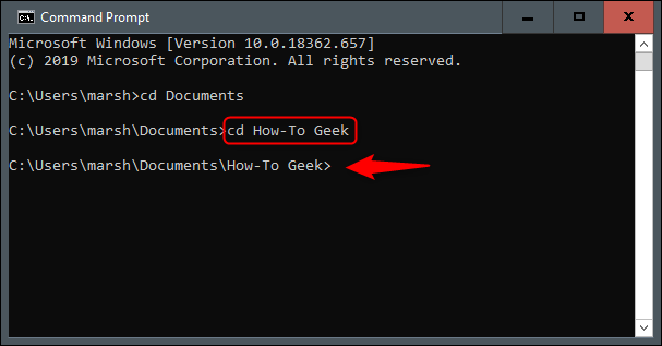 Die "cd How-To Geek" Befehl in der Eingabeaufforderung.